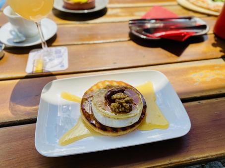 カフェでブランチ カマンベールのグリル カフェでブランチ カマンベールのグリル カマンベール,カフェ,ブランチの写真素材