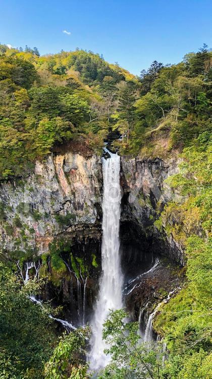 上から眺める滝【華厳滝】 滝,川,風景の写真素材