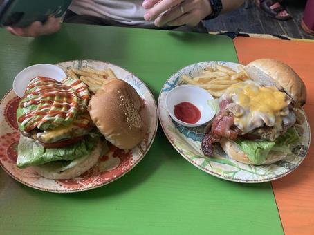 ハンバーガー ハンバーガー ハンバーガー,ハンバーガー専門店,バンズの写真素材