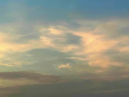 夕方、やや曇り 夕方、やや曇りの写真