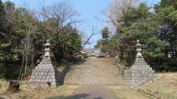 金生山神社　境内の風景　参道 金生山神社,蔵王権現宮,神社仏閣の写真素材