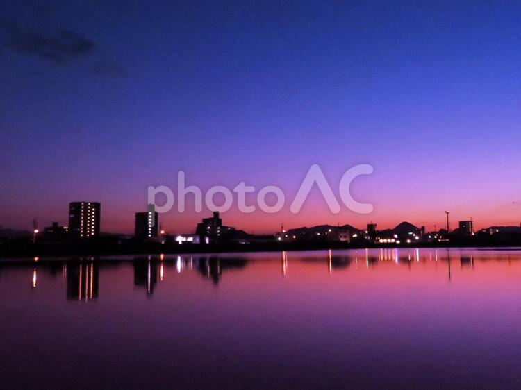 秋の夕焼け 背景,夕焼け,秋の写真素材