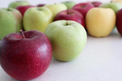 美味しそうな林檎 林檎,果物,アップルの写真素材