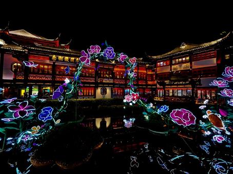 豫園 豫園 ユィーユエン,豫園の夜景,上海の写真素材