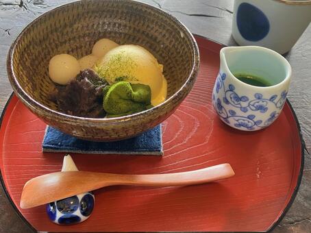 抹茶アイスと白玉の和風スイーツ 抹茶,抹茶アイス,八女茶の写真素材