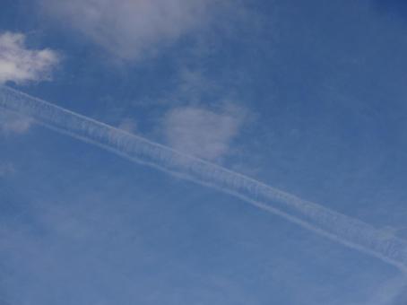 飛行機雲 飛行機雲の写真