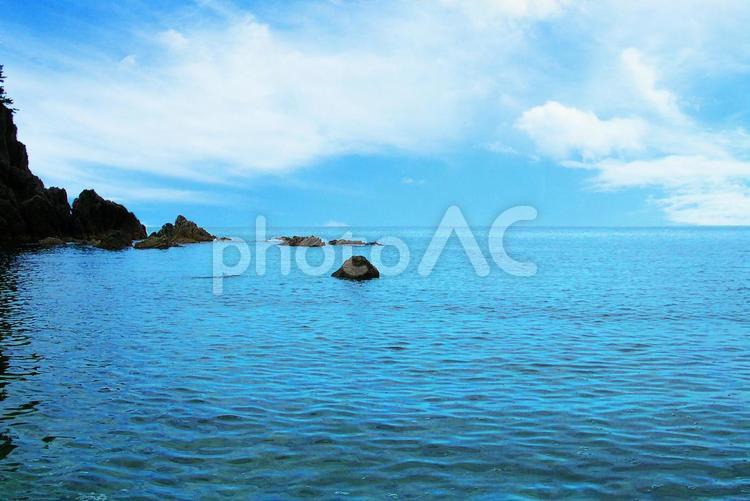 海 - No: 22341657｜写真素材なら「写真AC」無料（フリー）ダウンロードOK