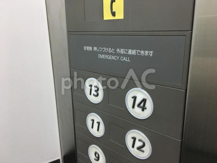 エレベーターのボタン エレベーター,ビル,ボタンの写真素材