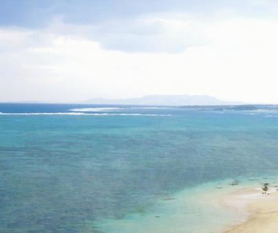 沖縄の海の写真