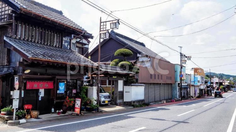 初夏のレトロな城下町通り・千葉県大多喜町 初夏,大多喜町,レトロの写真素材