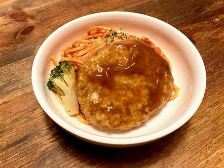子どもが好きなハンバーグ 01 子どもが好きなハンバーグ 01 ハンバーグ,スパゲティ,ブロッコリーの写真素材