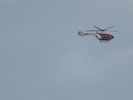悪天候中に捜索する茨城県防災ヘリコプター 防災,防災ヘリコプター,ヘリの写真素材