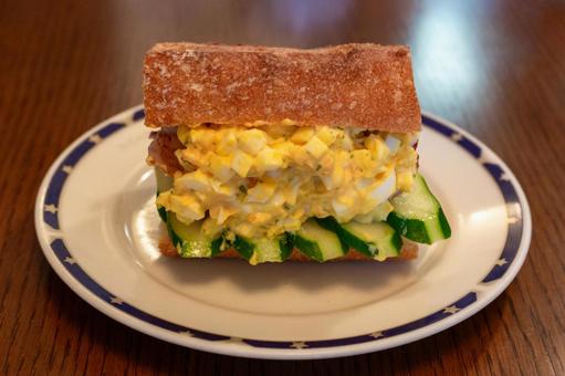 タマゴとベーコン&胡瓜のボカディージョ3 タマゴとベーコン&胡瓜のボカディージョ3 ボカディージョ,サンドイッチ,バゲットの写真素材