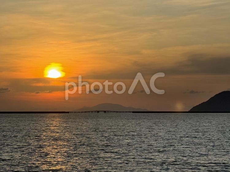 海と夕日 海,夕日,夕焼けの写真素材