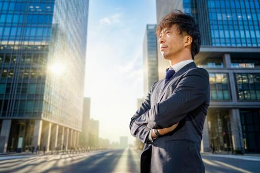 成功したビジネスマン ビジネスマン,スーツ男性,都会の写真素材