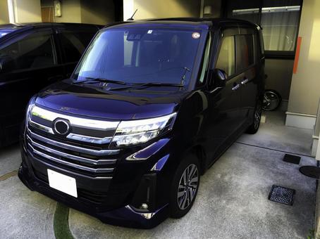 Compact car Toyota Roomy Compact car Toyota Roomy