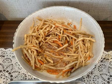 きんぴらごぼう おかず,朝食,ヘルシーの写真素材