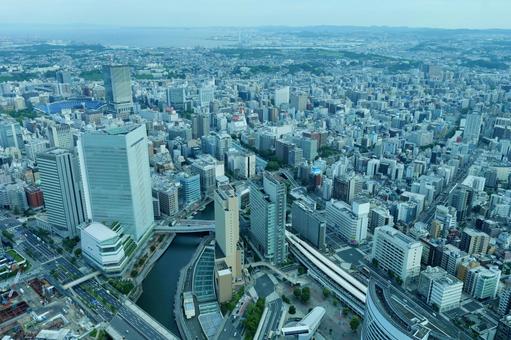 横浜, 展望台からのみなとみらいの町並み 横浜, 展望台からのみなとみらいの町並み みなとみらい,街並み,ビル群の写真素材