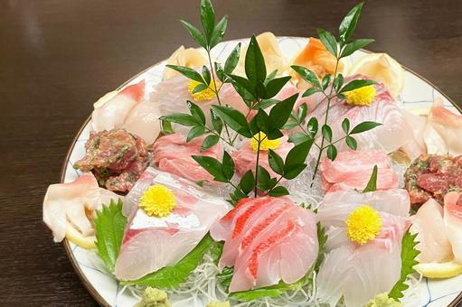 刺身の盛り合わせ 刺身の盛り合わせ 刺身,鮮魚,生の写真素材