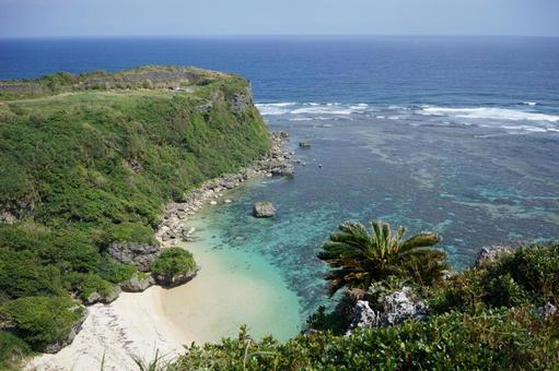 沖縄・果報バンタ・絶景岬1 沖縄・果報バンタ・絶景岬1の写真