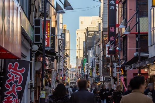 上野の街並み 上野,御徒町,繁華街の写真素材