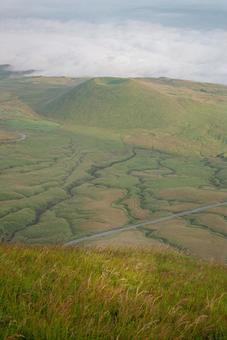 熊本県　杵島岳から望む米塚 熊本県,熊本,九州の写真素材