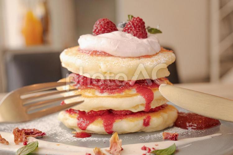 柔らかな光とパンケーキ(その３１) パンケーキ,ホットケーキ,ふわふわの写真素材