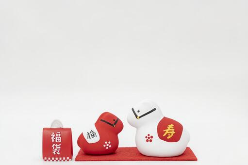 午年の置物と福袋 午,午年,干支の写真素材