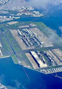 羽田空港全景 羽田空港全景 羽田空港,空港,東京上空の写真素材