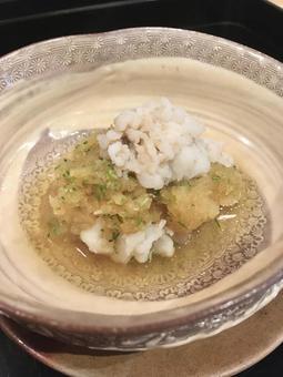 ハモの湯引き ハモの湯引き ハモ,湯引き,大根おろしの写真素材