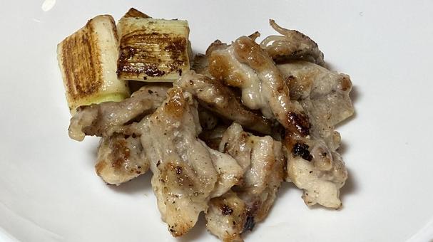焼き鳥・塩 焼き鳥,鶏肉,ネギの写真素材