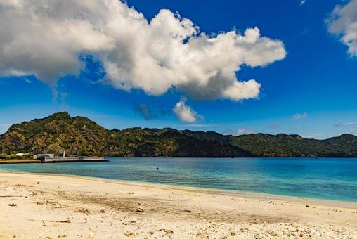 小笠原諸島・父島 大村海岸の風景 小笠原諸島・父島 大村海岸の風景 父島,小笠原諸島,小笠原の写真素材