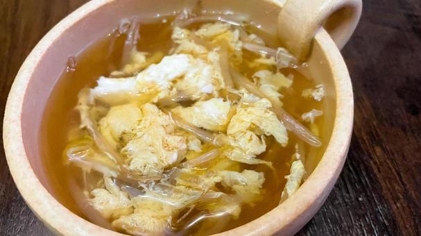 もやしたっぷり卵スープ もやし,卵,卵スープの写真素材