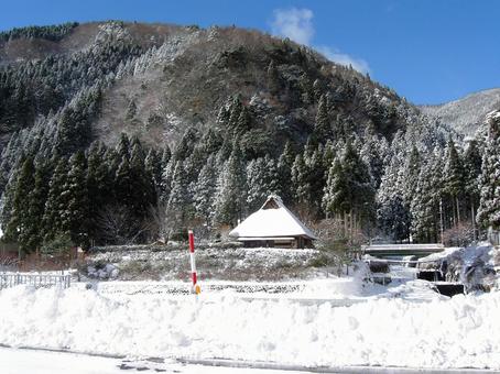里山の冬 里山の冬の写真