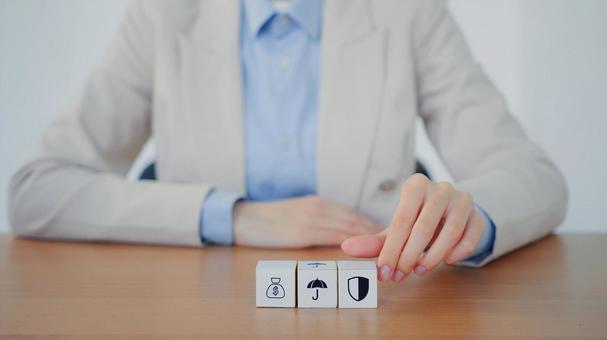 並んだキューブ 保険業,事務職,接客業の写真素材