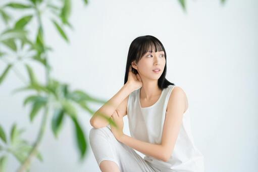 若い女性の美容イメージ 女性,美容,笑顔の写真素材