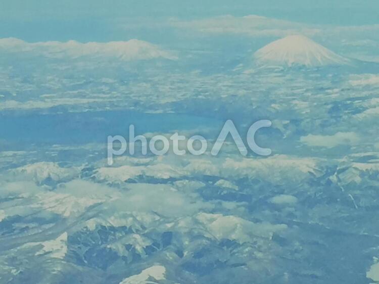 千歳空港～関西空港　　帰路 室蘭沖,羊蹄山,蝦夷富士の写真素材