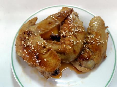 手羽先甘辛焼き 手羽先甘辛焼き,手羽先,鳥肉の写真素材