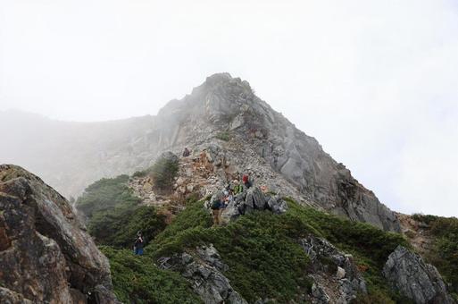 登山 登山 登山,山登り,山岳の写真素材