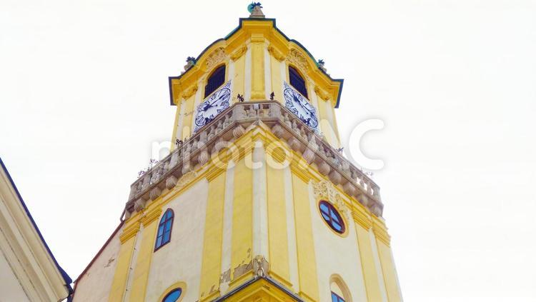 ブラチスラヴァ旧市庁舎の時計塔 旧市庁舎,石造り,建物の写真素材