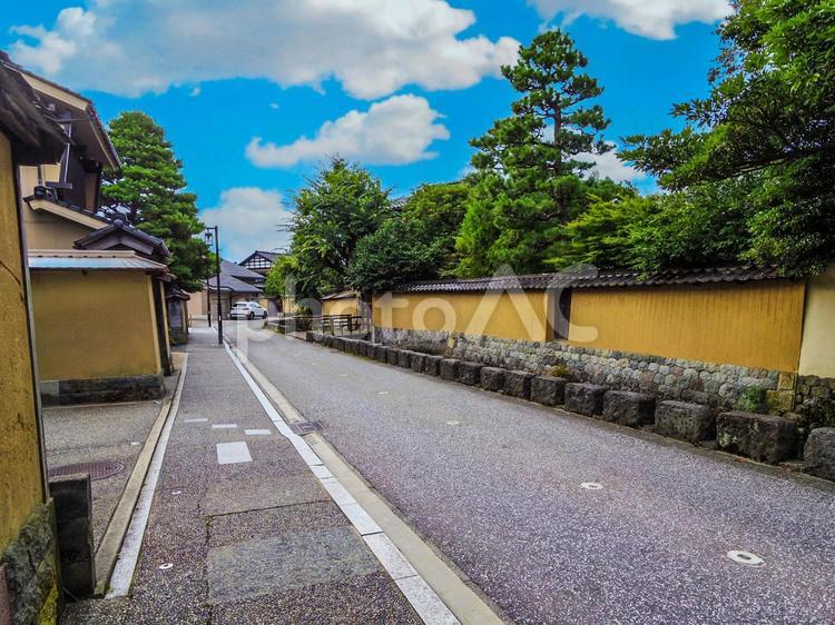【石川県】金沢市の長町武家屋敷跡 石川県,北陸,自然の写真素材