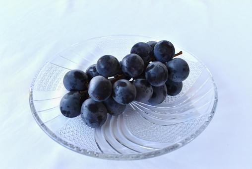 Grape platter, JPG Grape platter, JPG