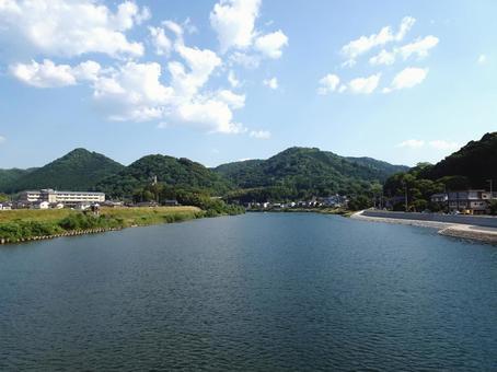 由良川(京都府綾部市) 由良川(京都府綾部市)の写真