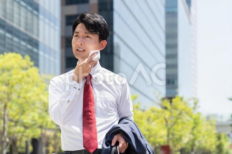 暑いビジネスマン 熱中症,ビジネスマン,営業の写真素材