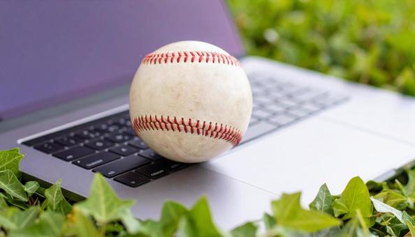 プロ野球のイメージ パソコン 野球ボール プロ野球のイメージ パソコン 野球ボールの写真