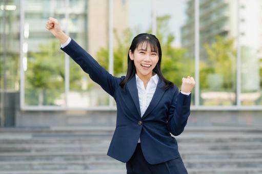若いビジネスウーマン 若いビジネスウーマン ビジネスウーマン,若い,ビジネスの写真素材