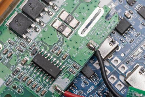 電子基板のクローズアップと部品ディテール 基板,回路,電子の写真素材