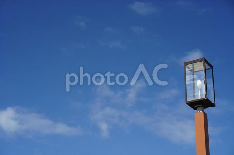 街灯のある風景　１ 街灯,風景,空の写真素材