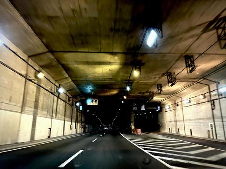 トンネルの中 01 トンネルの中 01 トンネル,道路,道の写真素材