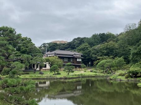 肥後細川庭園の庭園風景 肥後細川庭園の庭園風景の写真
